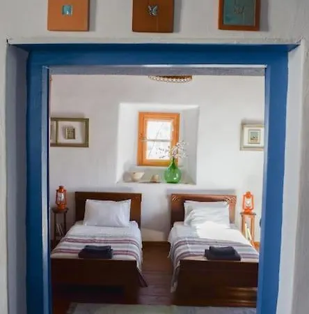 Holiday home το πάνω σπίτι της μαριάνθης Marpissa