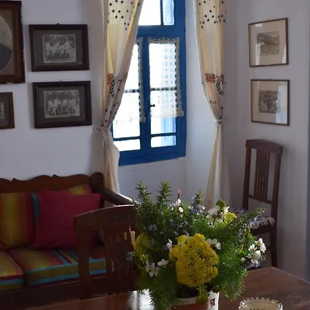Holiday home το πάνω σπίτι της μαριάνθης Marpissa