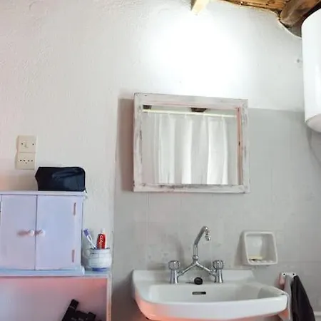 Holiday home το πάνω σπίτι της μαριάνθης Marpissa